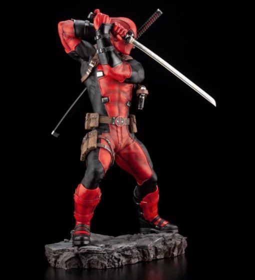 Marvel Deadpool (Maximum Effort) Fine Art Statue-4-Jtoys