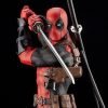 Marvel Deadpool (Maximum Effort) Fine Art Statue-1-Jtoys